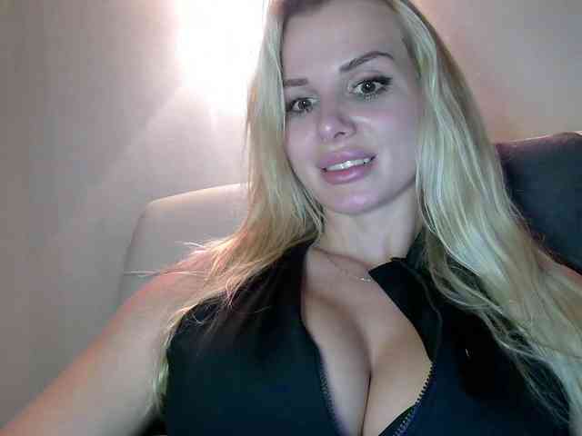 CorneliaSweet webcam