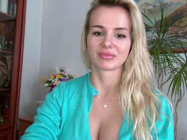 CorneliaSweet webcam