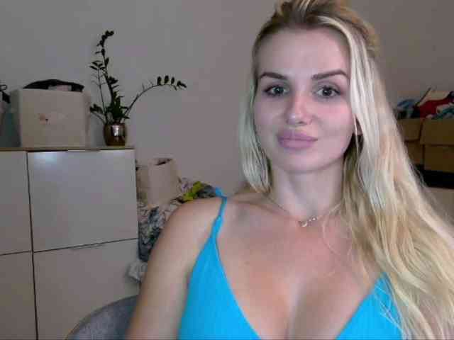 CorneliaSweet webcam