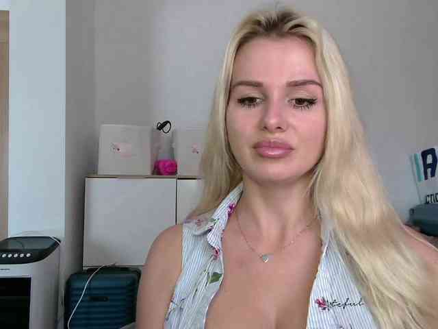 CorneliaSweet webcam