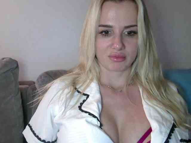 CorneliaSweet webcam