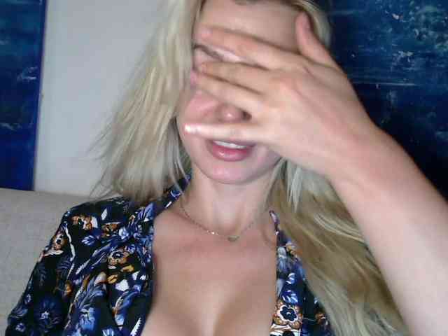 CorneliaSweet webcam