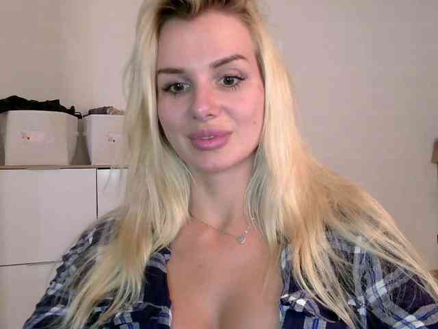 CorneliaSweet webcam