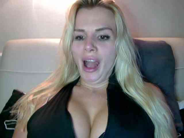 CorneliaSweet webcam