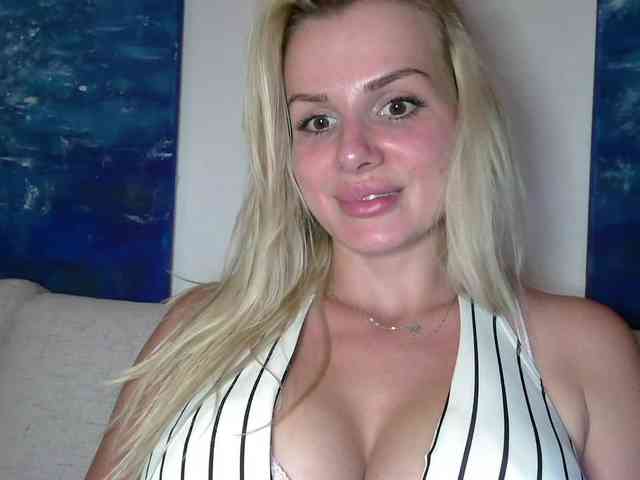 CorneliaSweet webcam