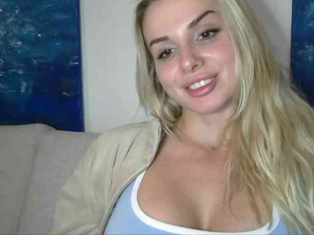 CorneliaSweet webcam