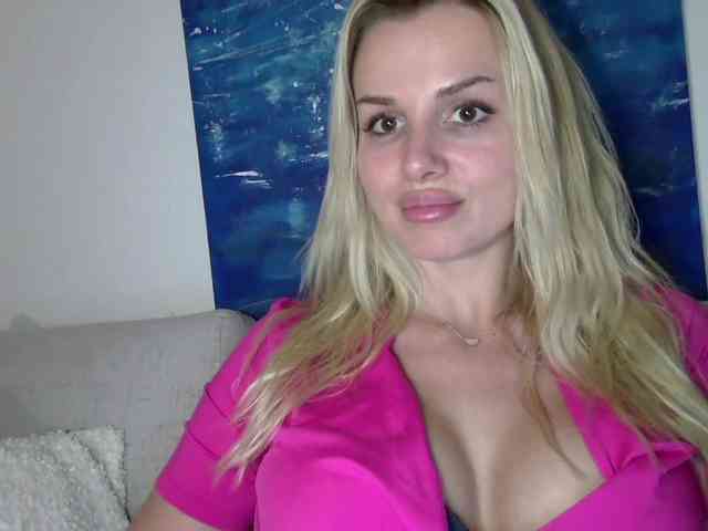 CorneliaSweet webcam