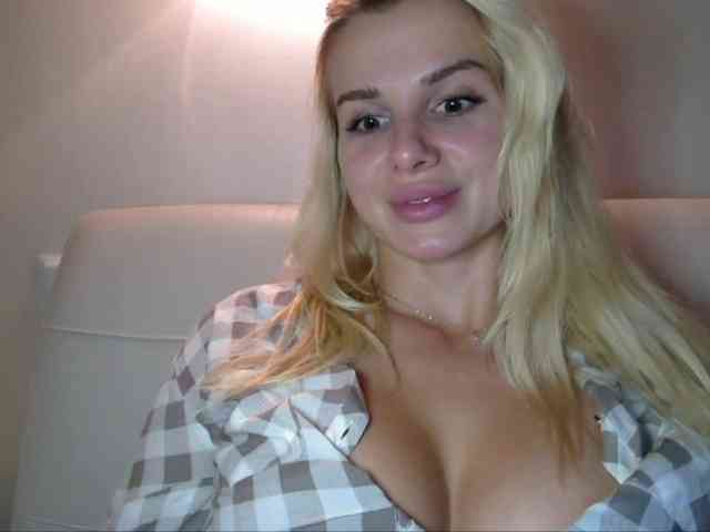 CorneliaSweet webcam