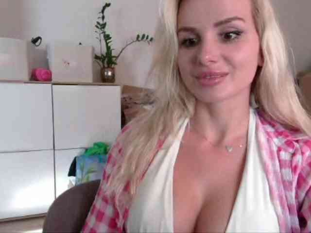 CorneliaSweet webcam