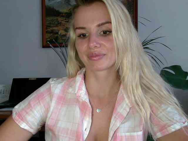 CorneliaSweet webcam
