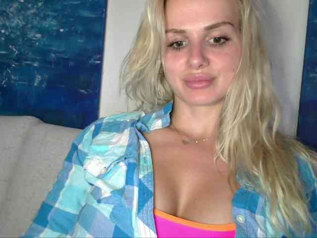 CorneliaSweet webcam
