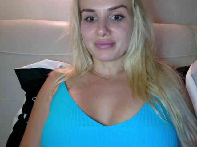 CorneliaSweet webcam