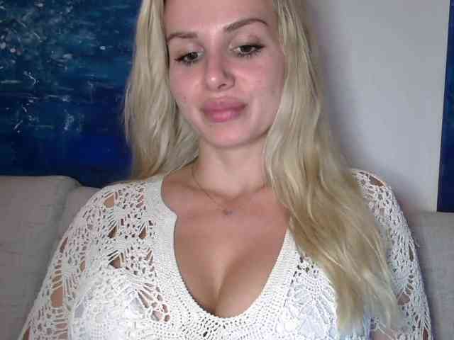 CorneliaSweet webcam