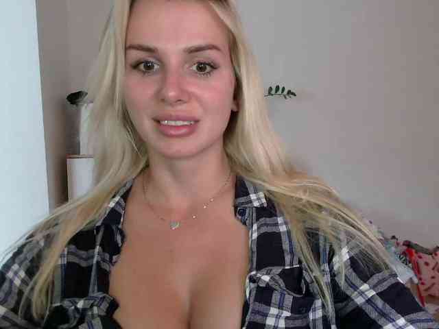 CorneliaSweet webcam