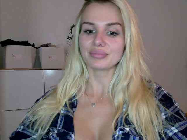 CorneliaSweet webcam