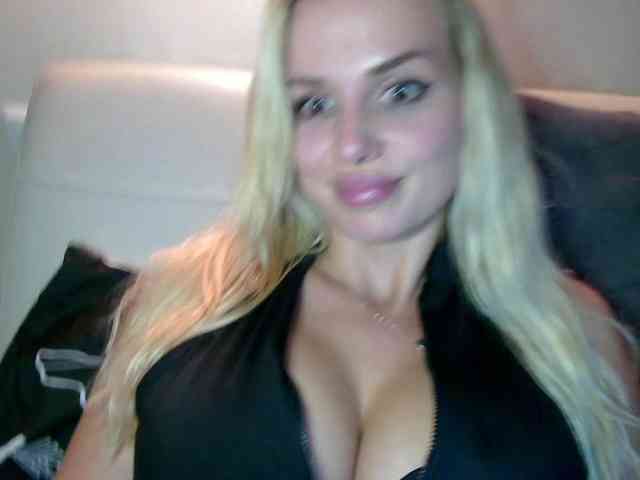 CorneliaSweet webcam