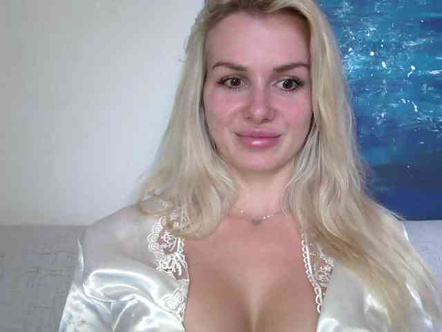 CorneliaSweet webcam