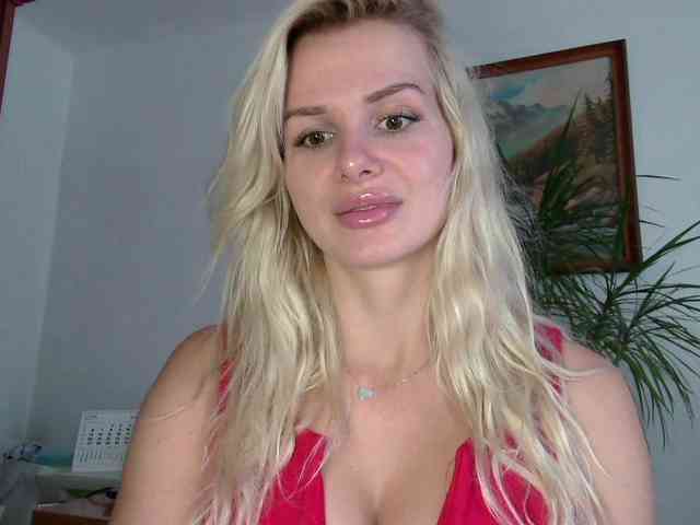 CorneliaSweet webcam