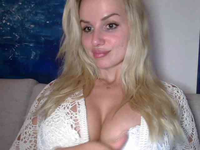 CorneliaSweet webcam
