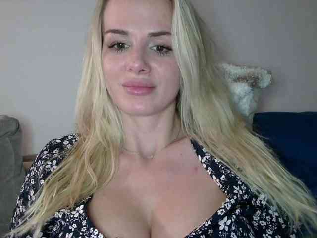 CorneliaSweet webcam