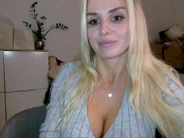 CorneliaSweet webcam