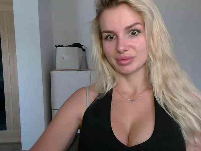 CorneliaSweet webcam