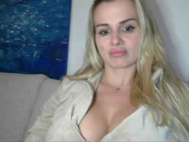 CorneliaSweet webcam
