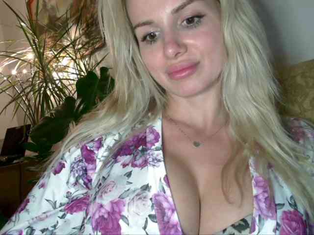 CorneliaSweet webcam