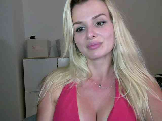 CorneliaSweet webcam