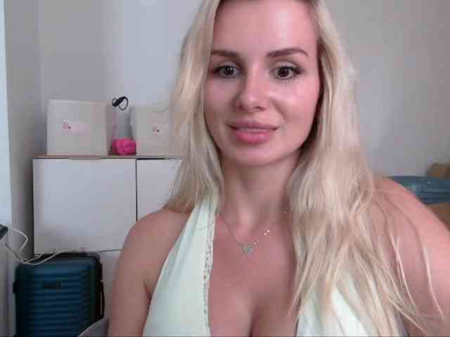CorneliaSweet webcam