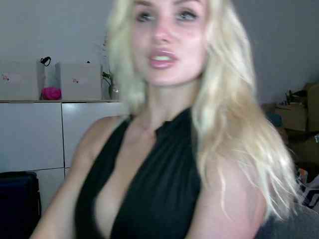 CorneliaSweet webcam