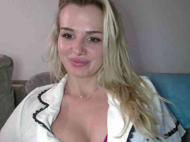 CorneliaSweet webcam