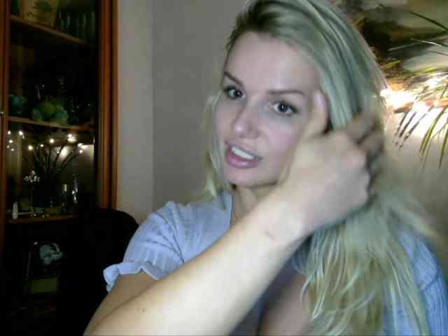 CorneliaSweet webcam