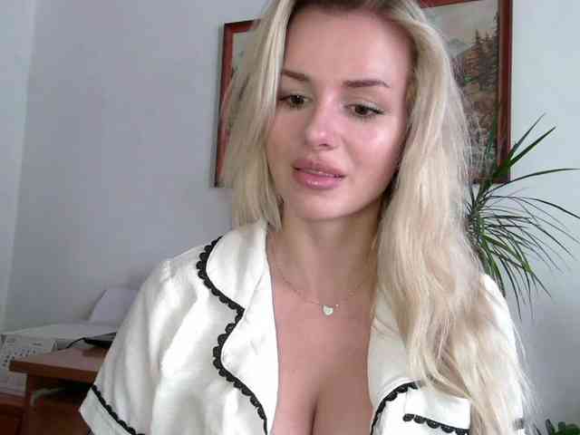 CorneliaSweet webcam