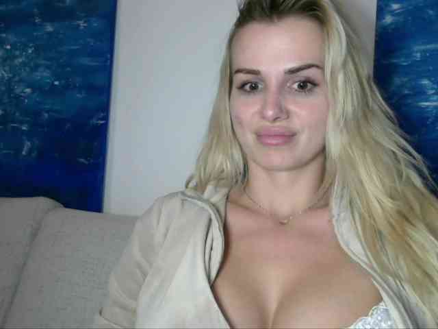 CorneliaSweet webcam