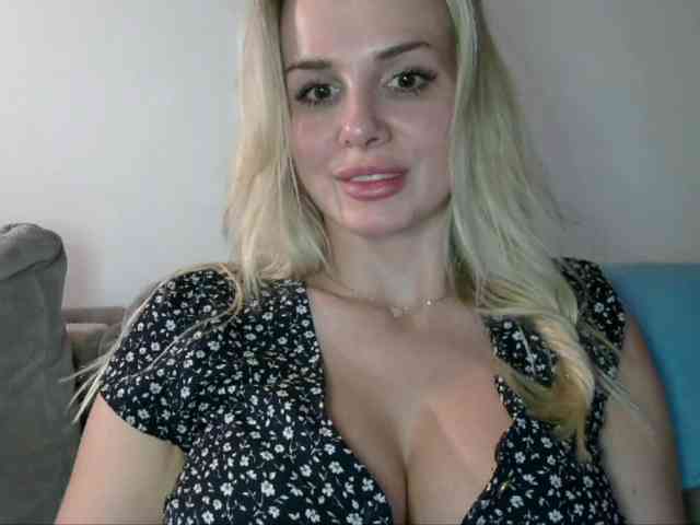 CorneliaSweet webcam