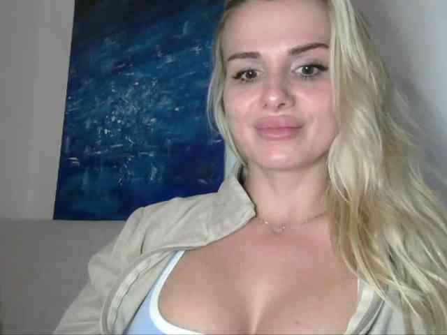 CorneliaSweet webcam