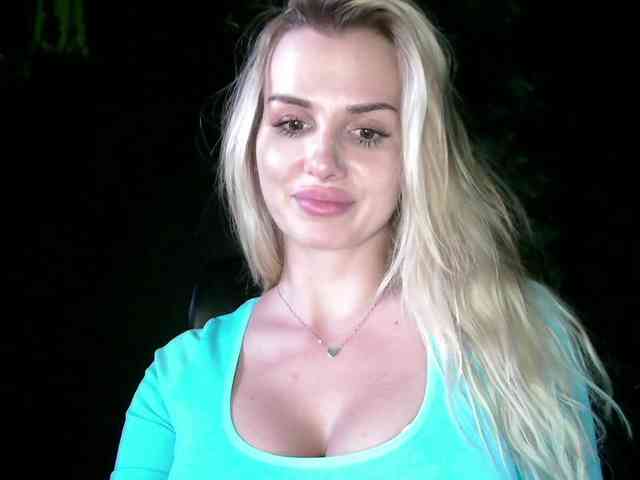 CorneliaSweet webcam