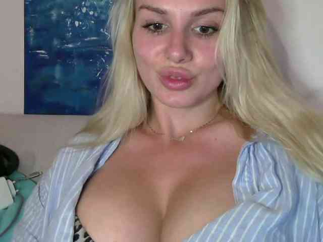 CorneliaSweet webcam