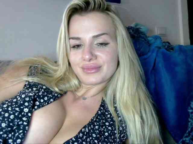 CorneliaSweet webcam