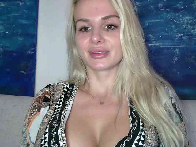 CorneliaSweet webcam