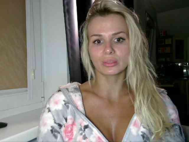 CorneliaSweet webcam