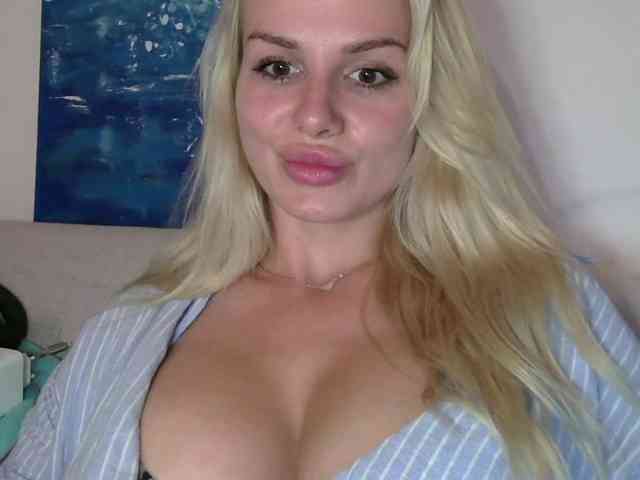 CorneliaSweet webcam