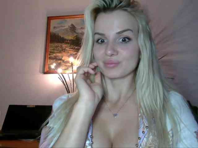 CorneliaSweet webcam