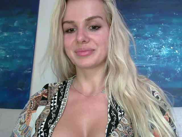 CorneliaSweet webcam