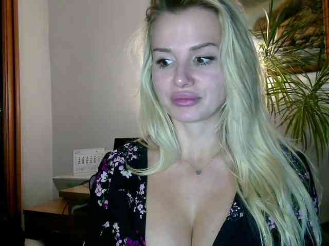 CorneliaSweet webcam