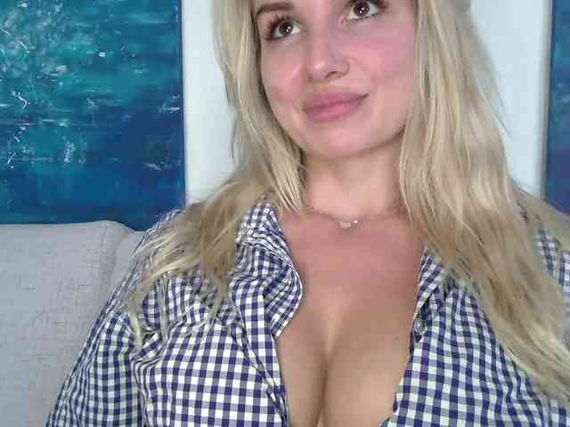CorneliaSweet webcam