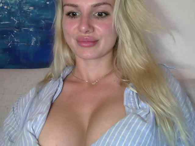 CorneliaSweet webcam