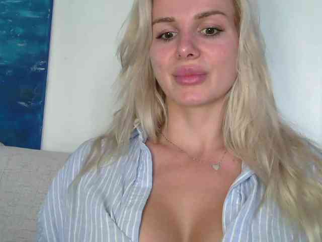 CorneliaSweet webcam