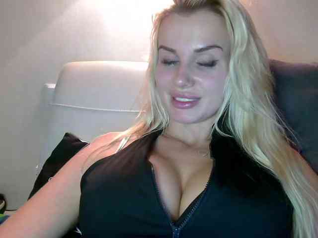 CorneliaSweet webcam
